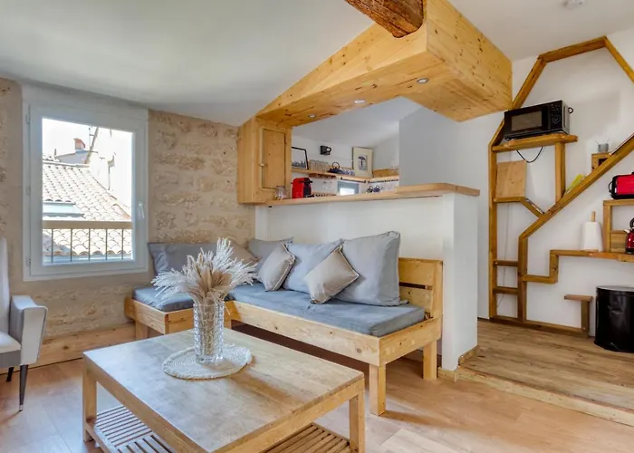 Mogador : 3 Rooms Apartment In The Historic Center