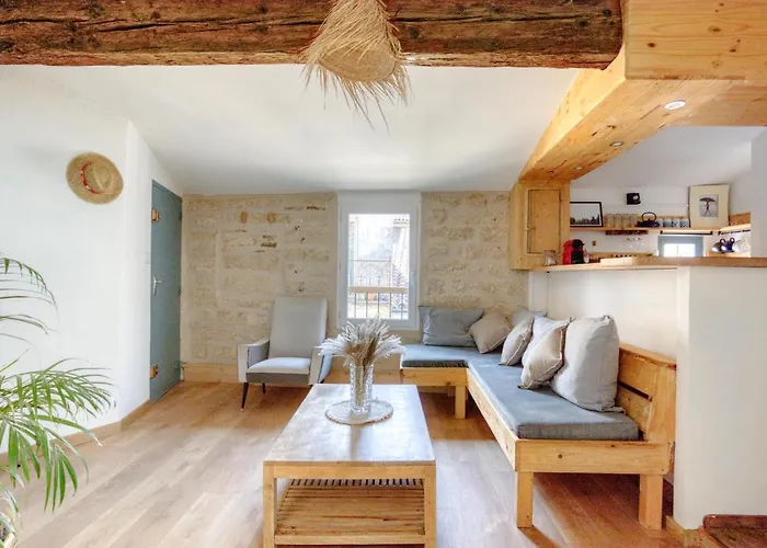 Mogador : 3 Rooms Apartment In The Historic Center